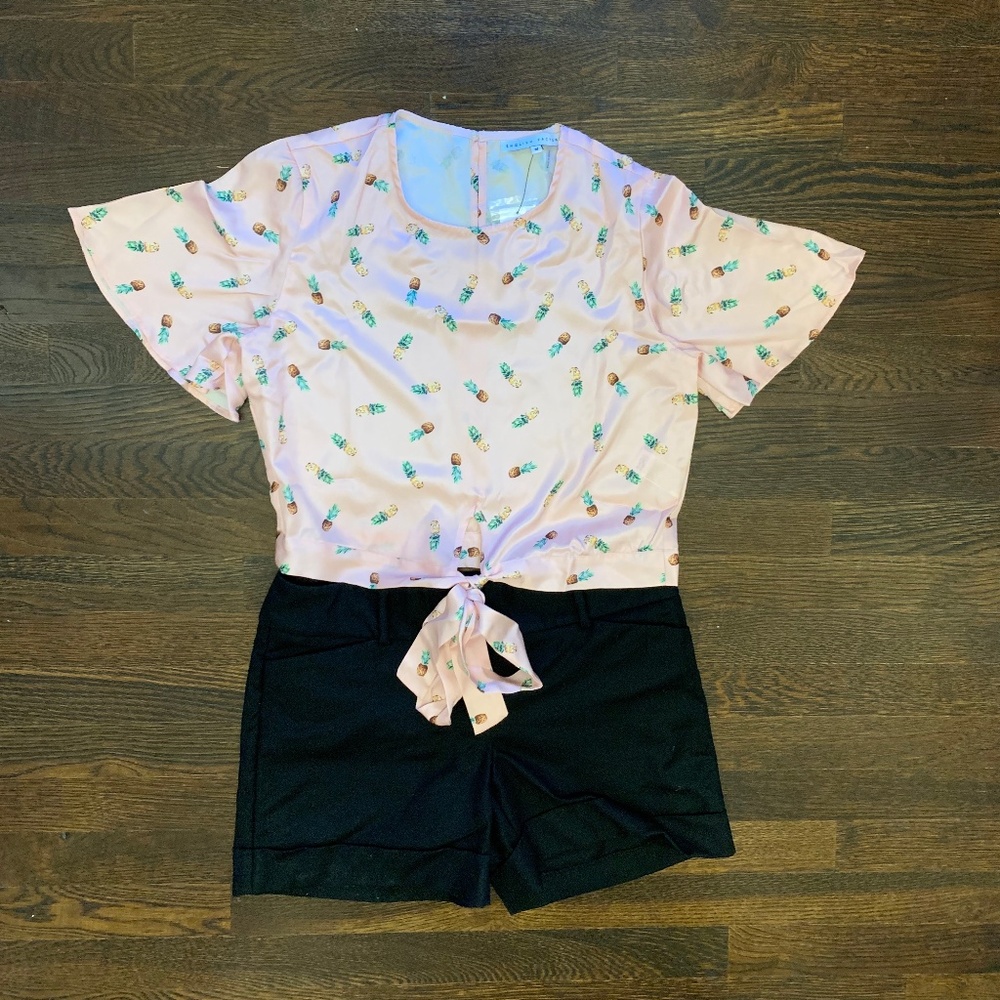 🎉HOST PICK English Factory Pineapple-Print Top - Picture 3 of 7